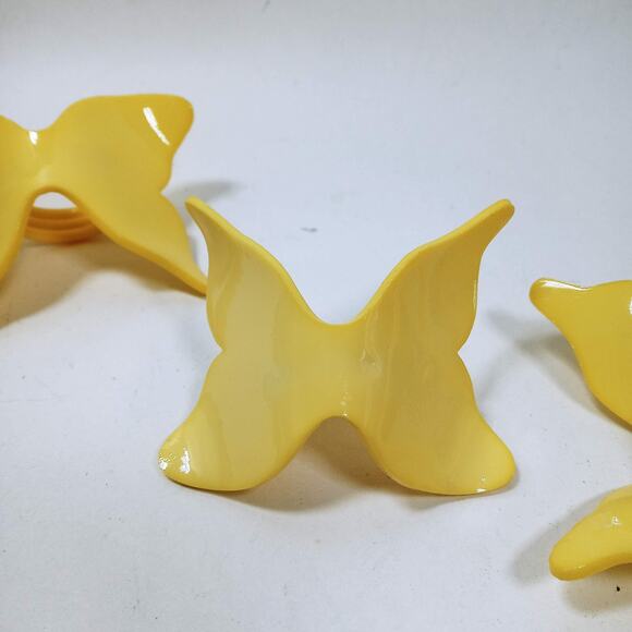Vtg Butterfly Napkin Rings Yellow Plastic Butterflies Set of 4 Napkin Holders - Picture 5 of 5
